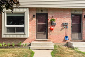  Photo 44