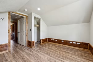 Co Rd 211-0605-036.jpg