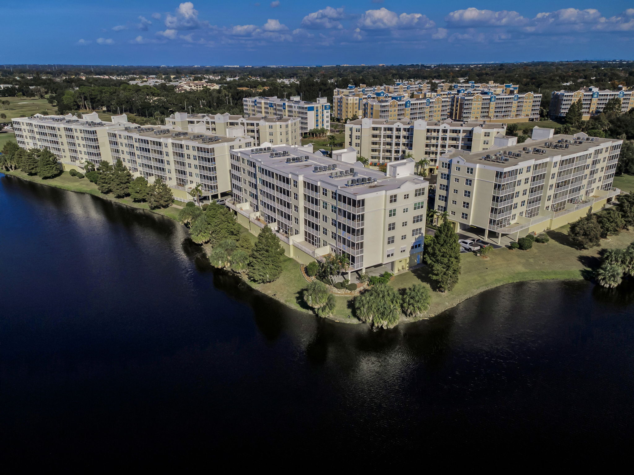 31-Country Club Condos