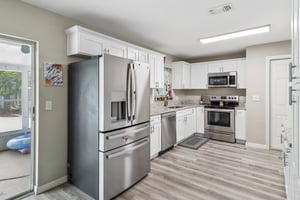 E Hancock Dr-S2907-013.jpg