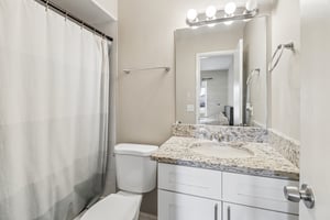 E Hancock Dr-S2907-025.jpg