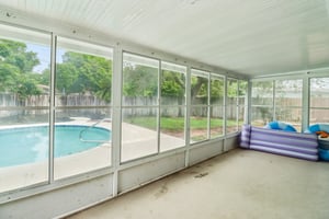 E Hancock Dr-S2907-027.jpg