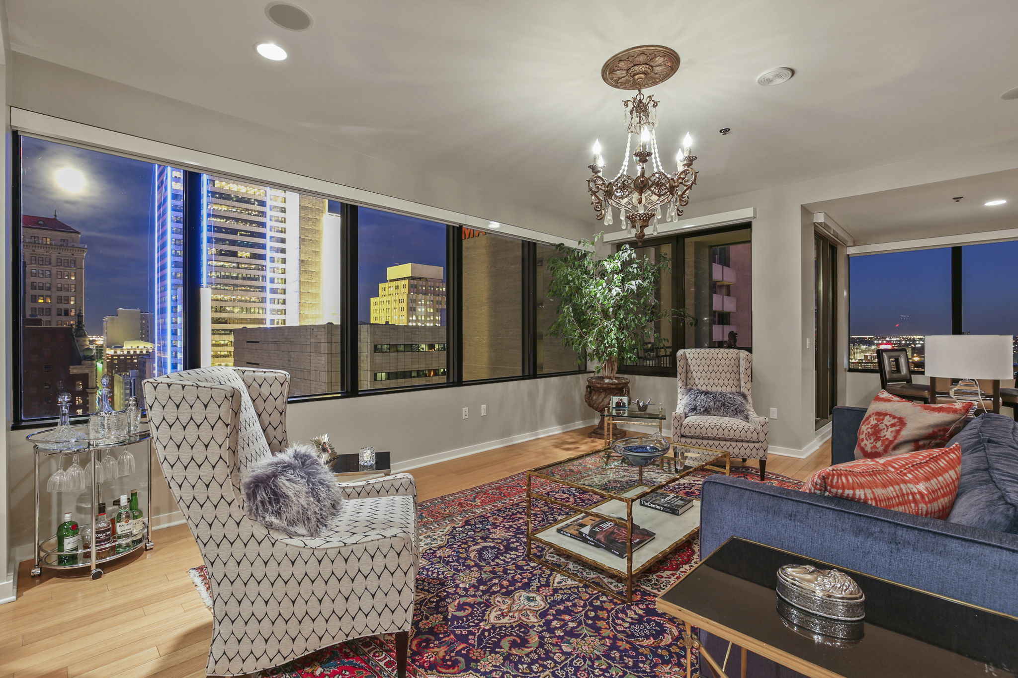 1912 Family Room - Eastern view of Downtown