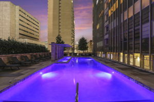 6th Floor Amenity Deck: Pool & Hot tub