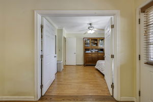  Photo 30