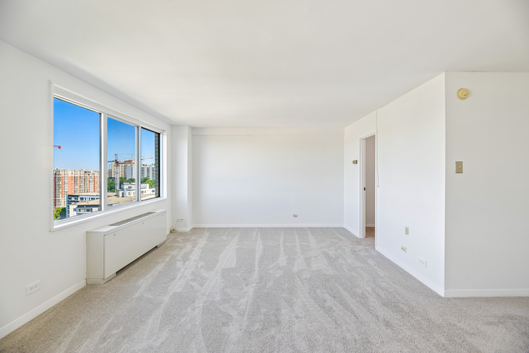 N Nash St 1109-S1305-006.jpg
