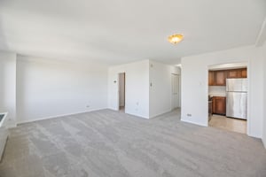 N Nash St 1109-S1305-007.jpg