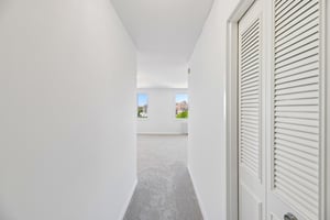 N Nash St 1109-S1305-022.jpg