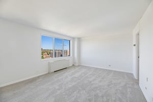N Nash St 1109-S1305-030.jpg