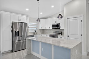 Breakfast Bar 2 of 2