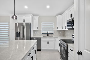 Kitchen 1 of 4