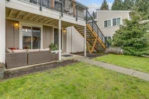 12004 Slater Ave NE, Kirkland, WA 98034, USA Photo 1