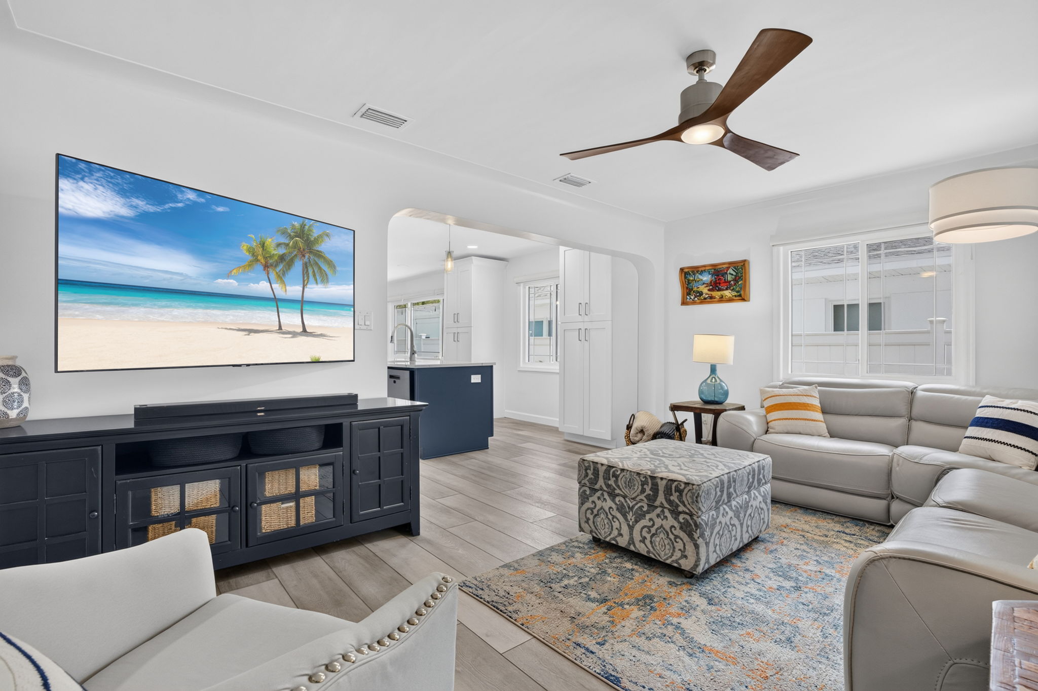 Living Room 1 of 4