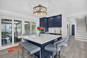 Breakfast Nook 1 of 5