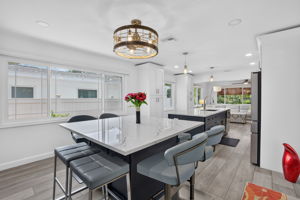 Breakfast Nook 3 of 5