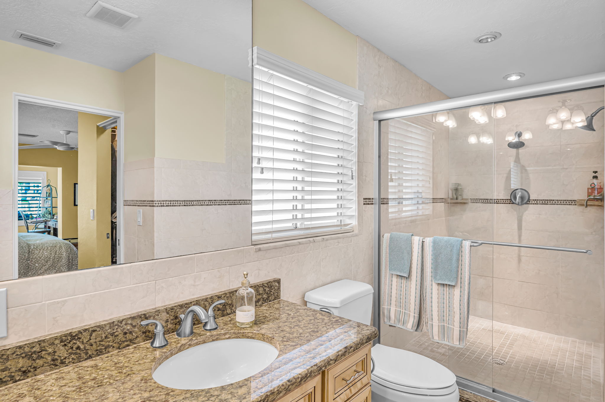 Primary Bathroom1b
