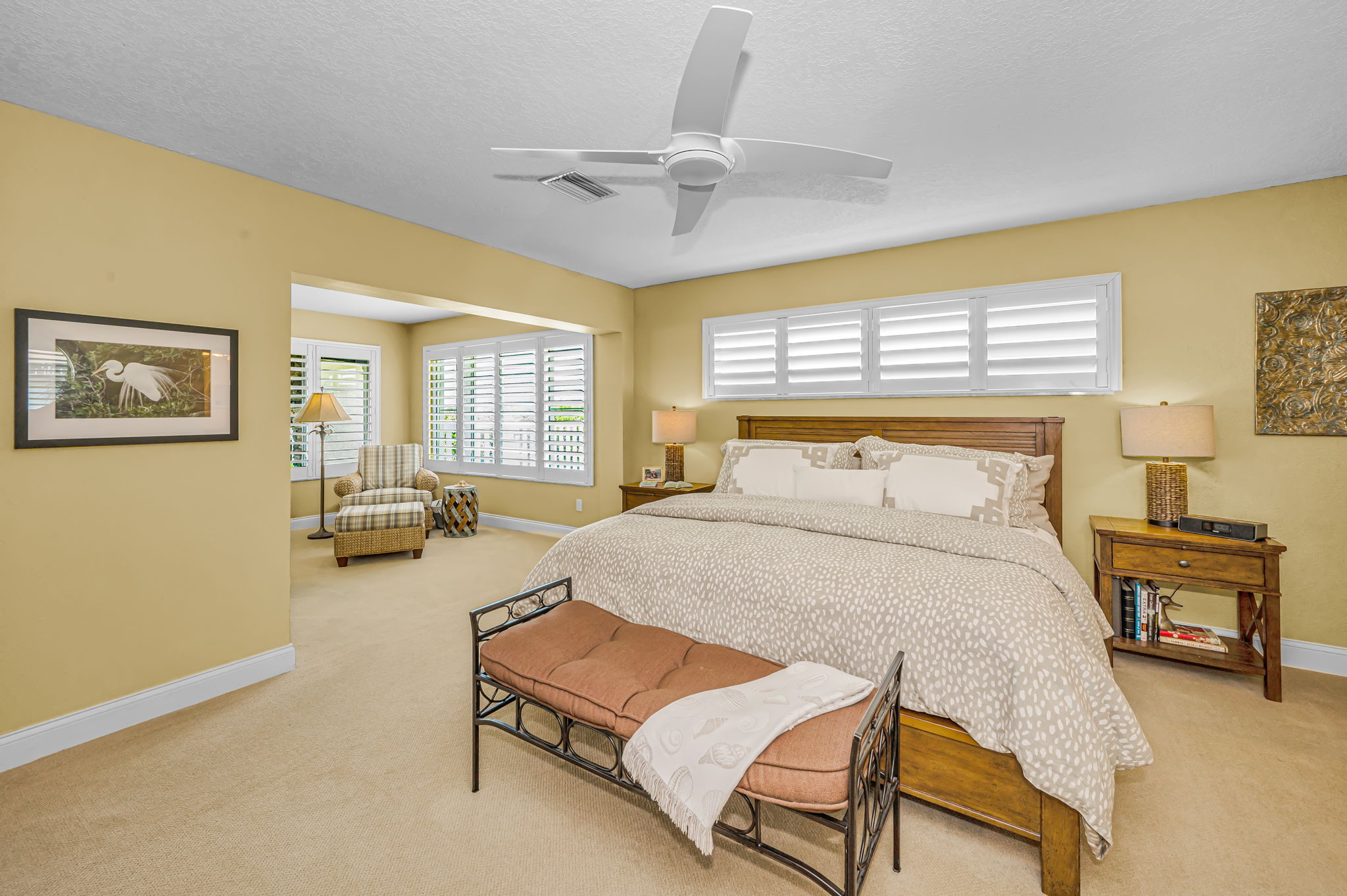 Primary Bedroom1b