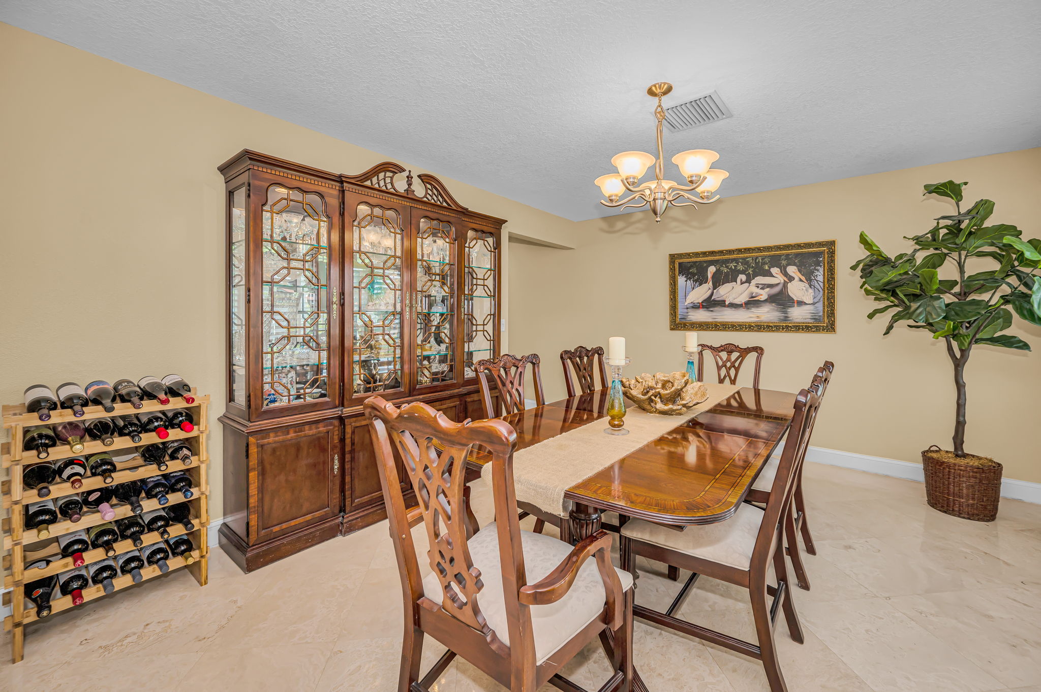 Dining Room3