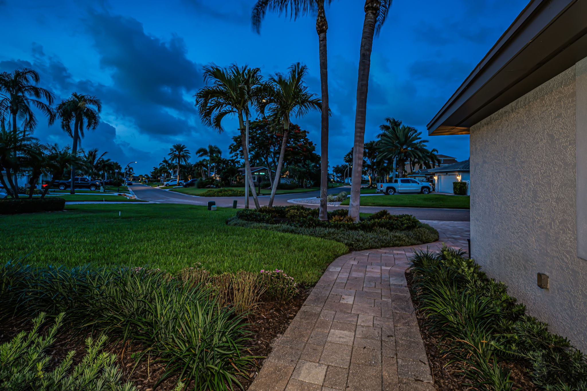 Frontyard20