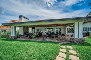 Lanai7