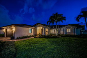 Front Exterior30
