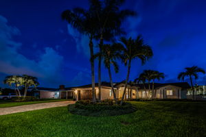 Front Exterior31