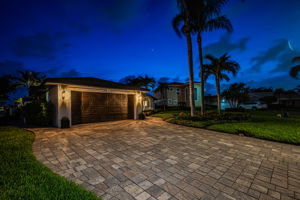 Front Exterior33