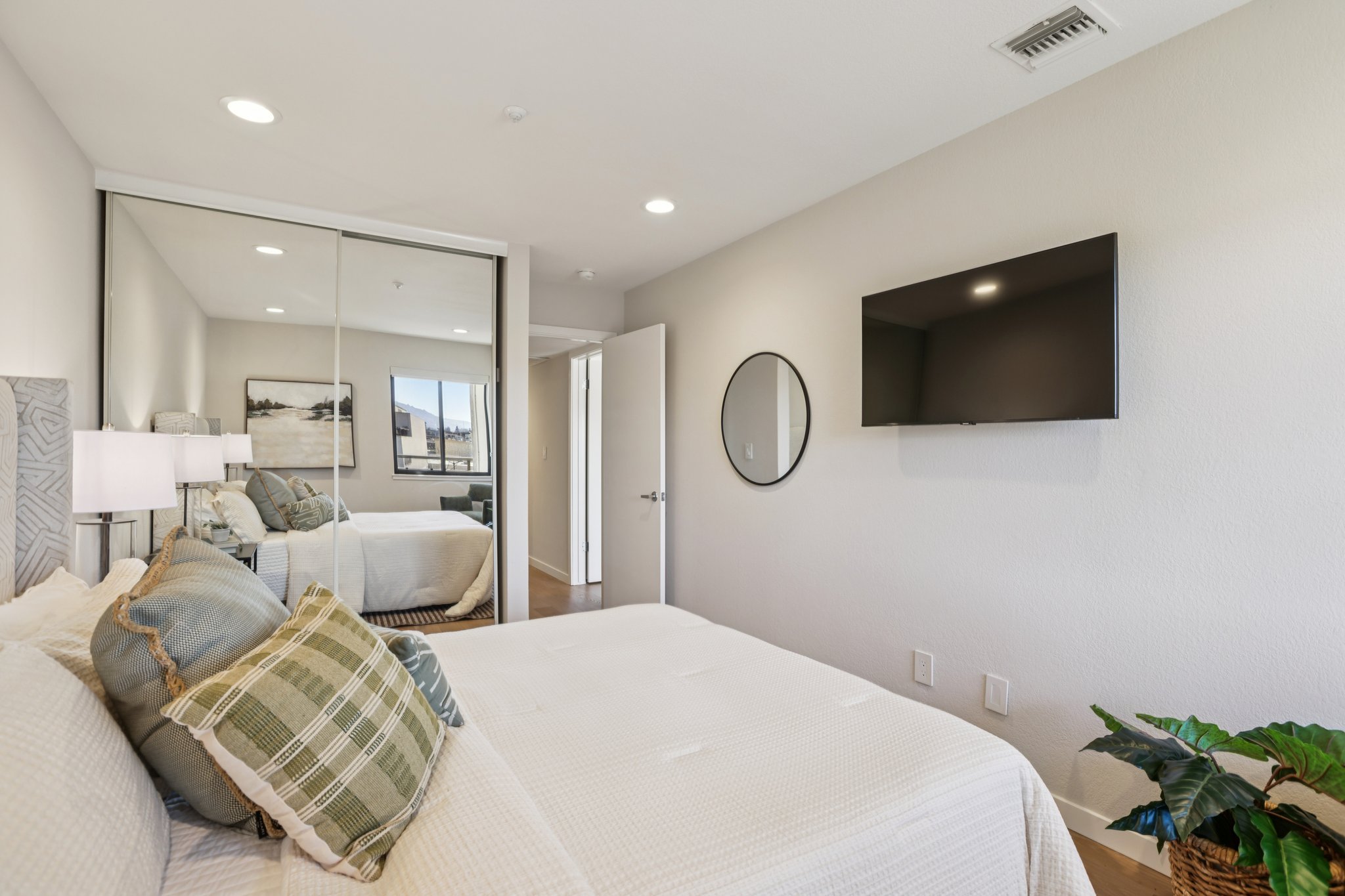 Alta Vista Drive 106-S1203-015.jpg