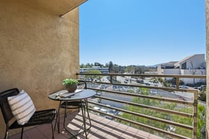 Alta Vista Drive 106-S1203-026.jpg