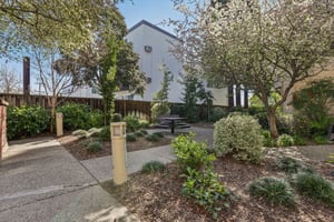 Alta Vista Drive 106-1203-907.jpg