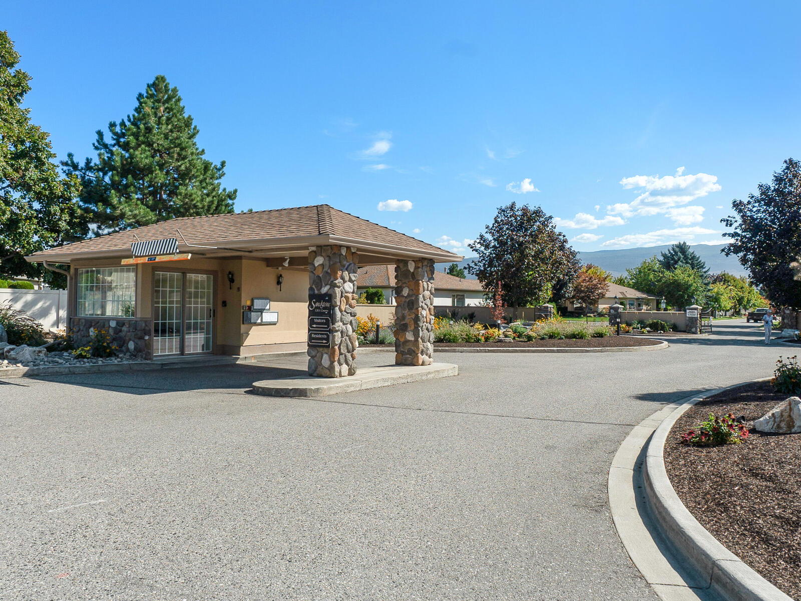 1201 Cameron Ave Unit 118, Kelowna, BC V1W 3R8 Peak Exposure
