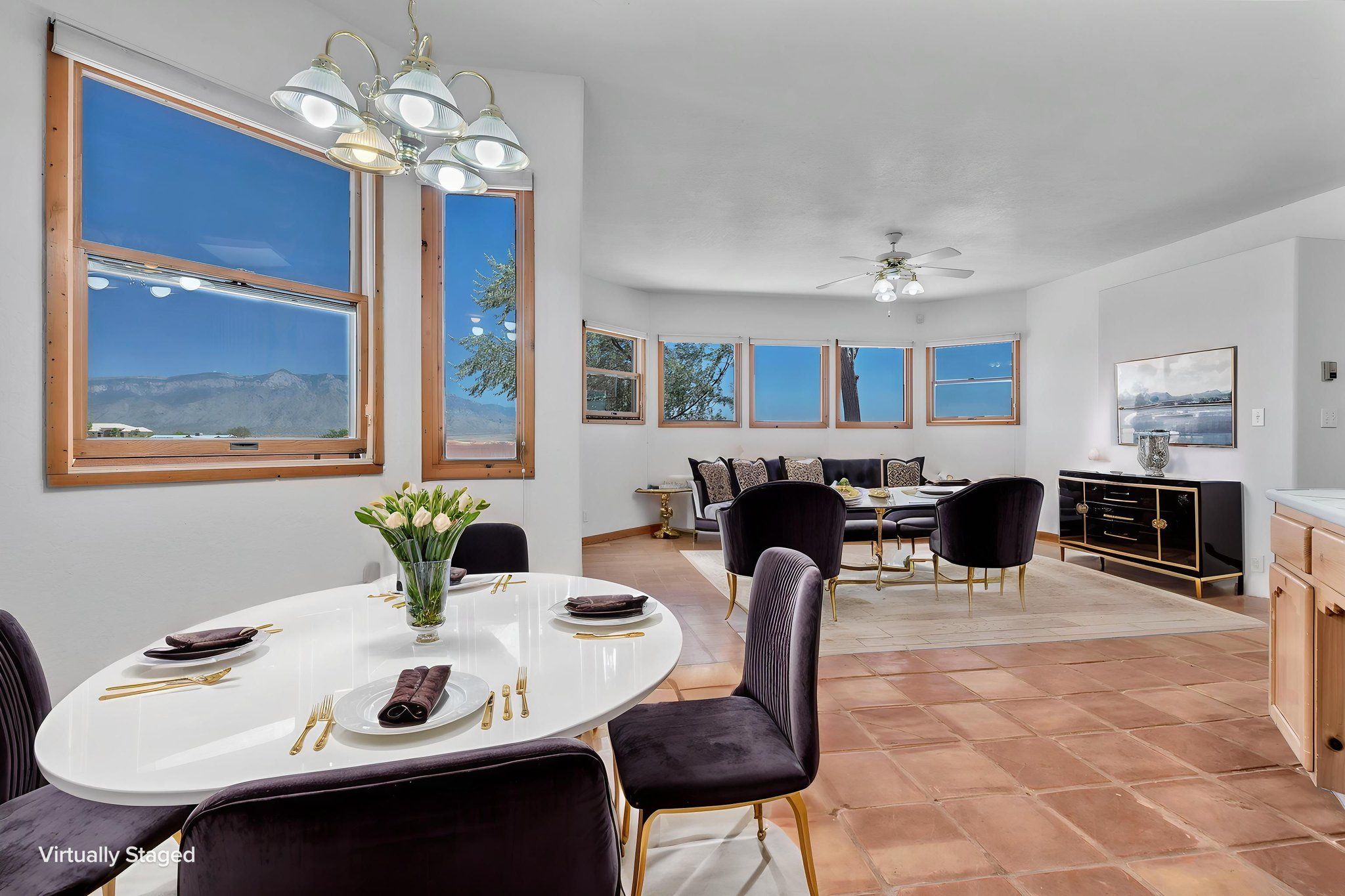  Photo 73