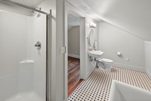  Photo 44