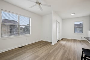 Grove Blvd 1502-S0307-005.jpg
