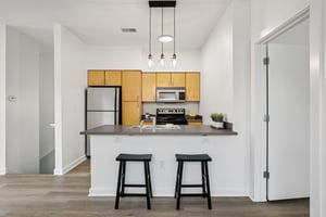 Grove Blvd 1502-S0307-014.jpg