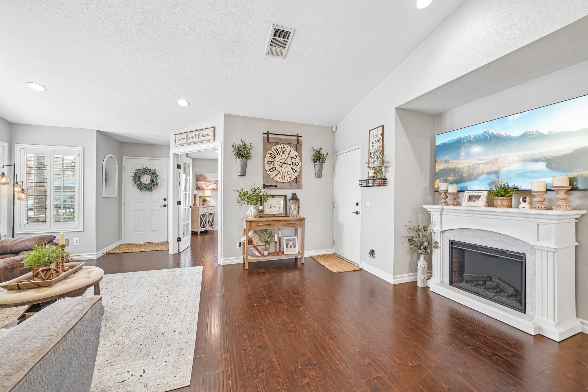 Lilac Ridge Dr-S1806-009.jpg