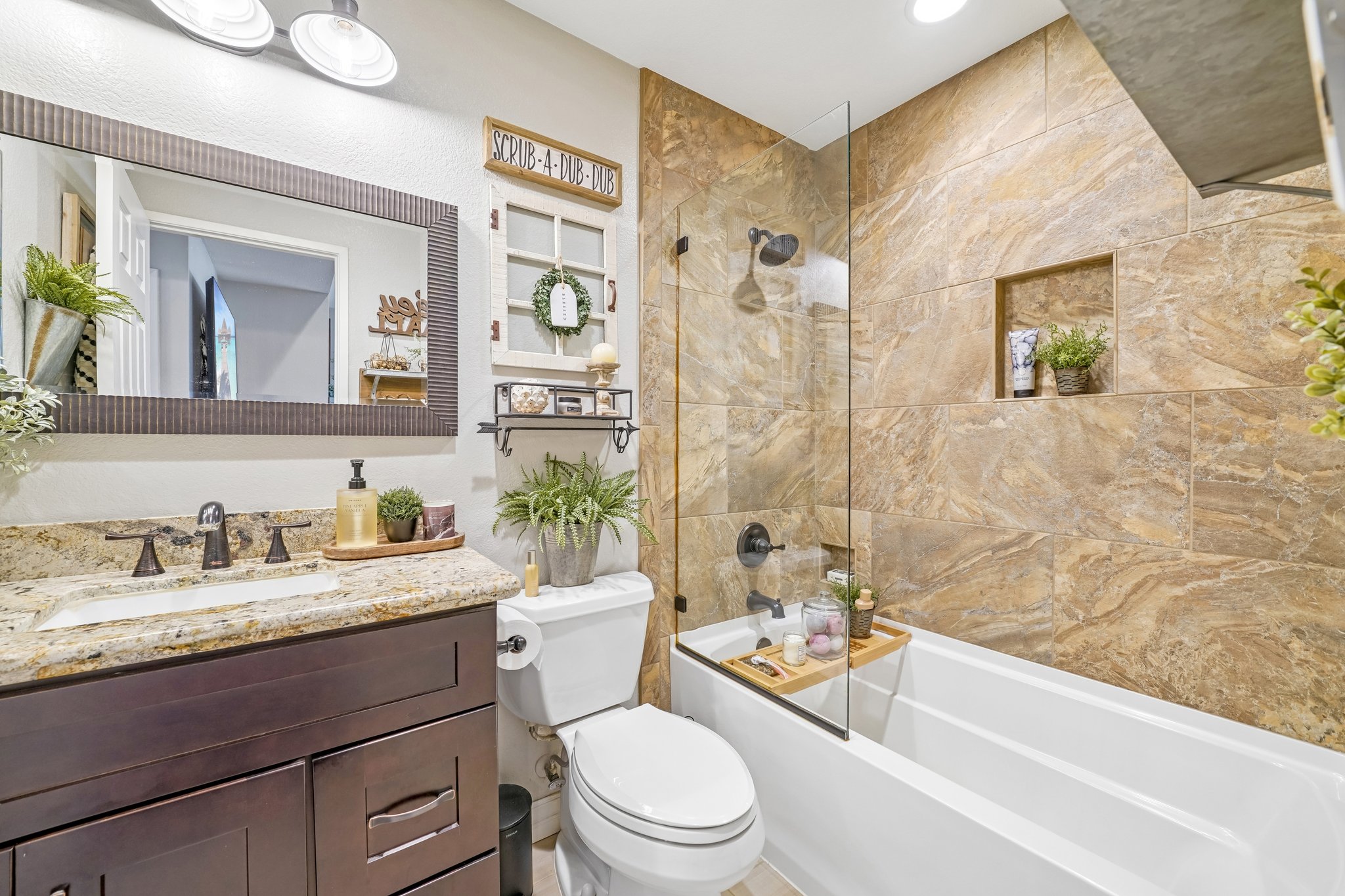 Lilac Ridge Dr-S1806-029.jpg