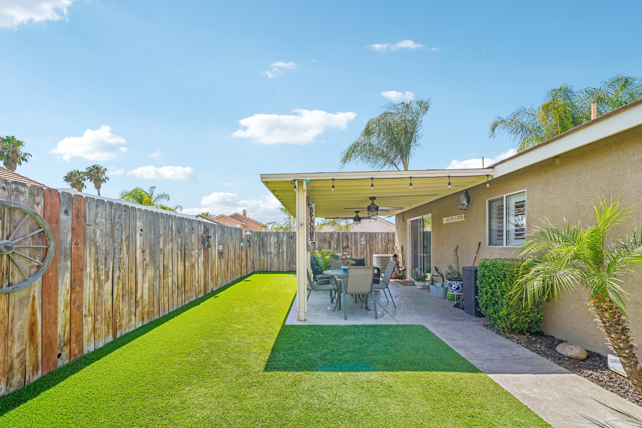 Lilac Ridge Dr-S1806-034.jpg