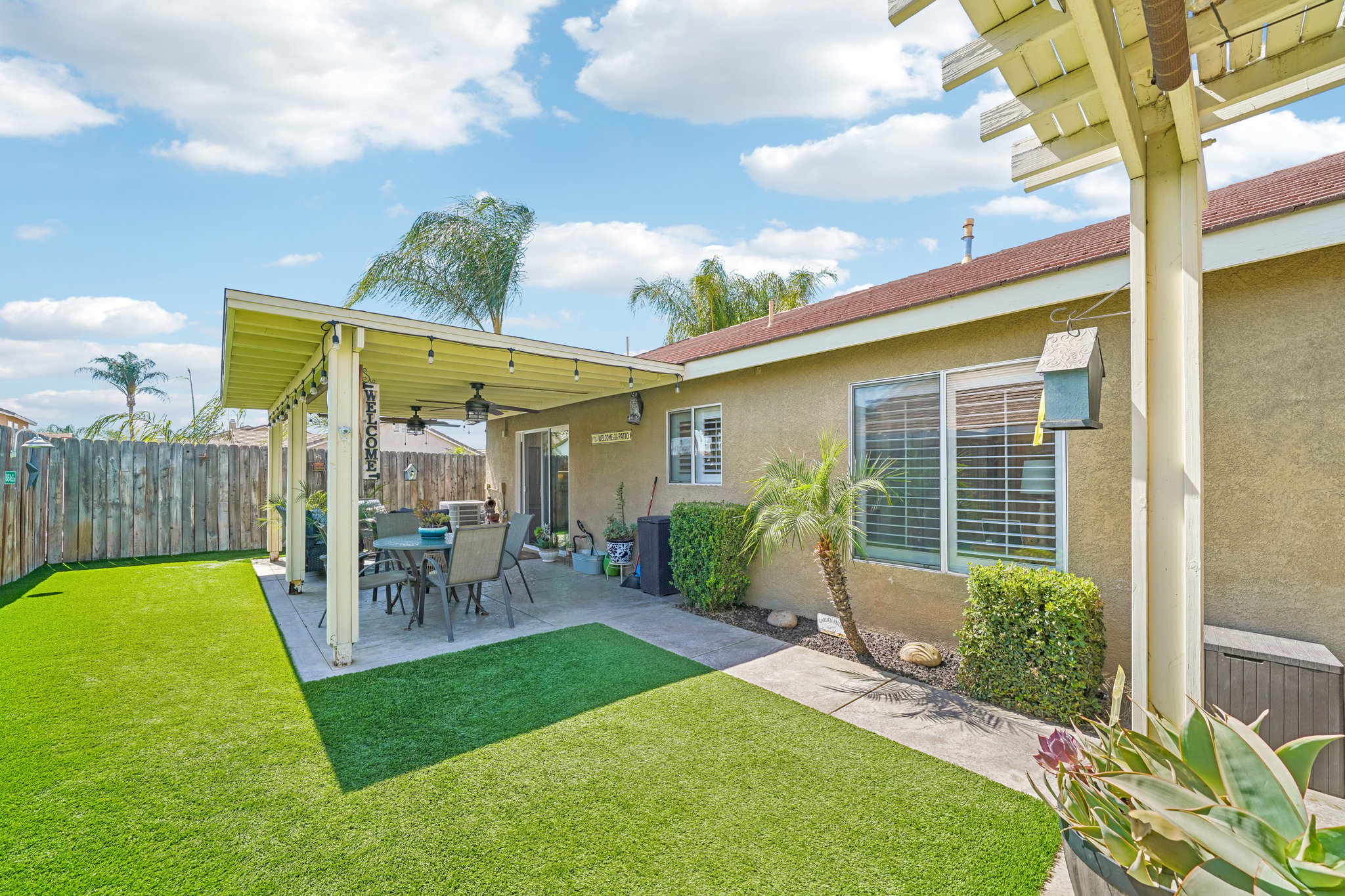 Lilac Ridge Dr-S1806-035.jpg
