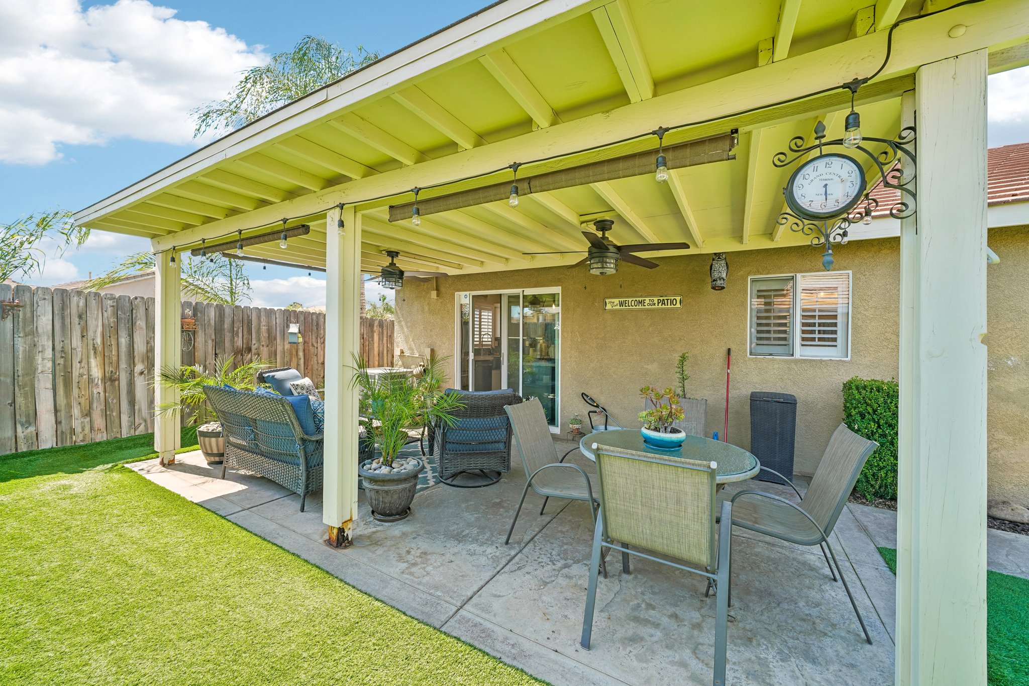 Lilac Ridge Dr-S1806-036.jpg