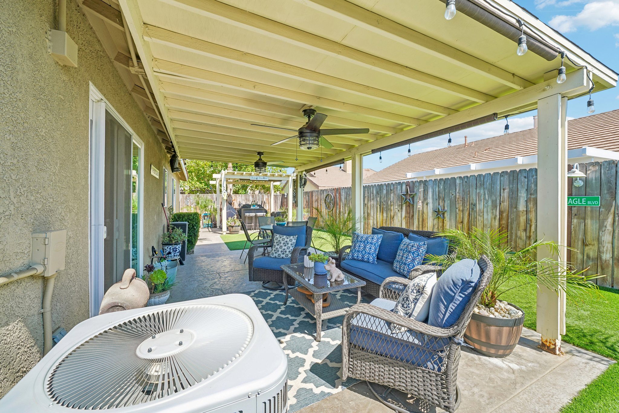 Lilac Ridge Dr-S1806-038.jpg