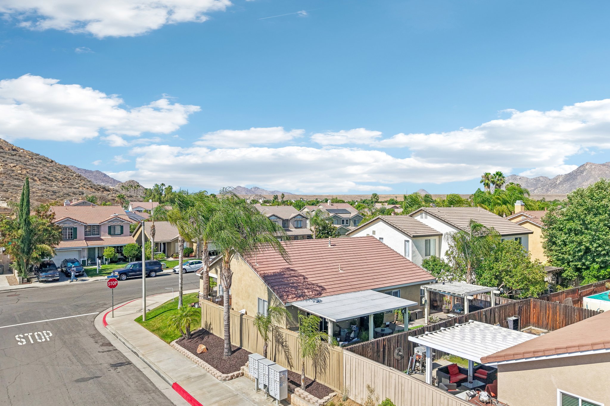 Lilac Ridge Dr-S1806-046.jpg