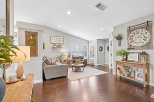 Lilac Ridge Dr-S1806-010.jpg