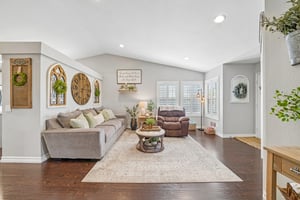 Lilac Ridge Dr-S1806-011.jpg