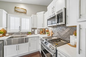 Lilac Ridge Dr-S1806-014.jpg