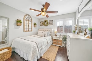 Lilac Ridge Dr-S1806-020.jpg