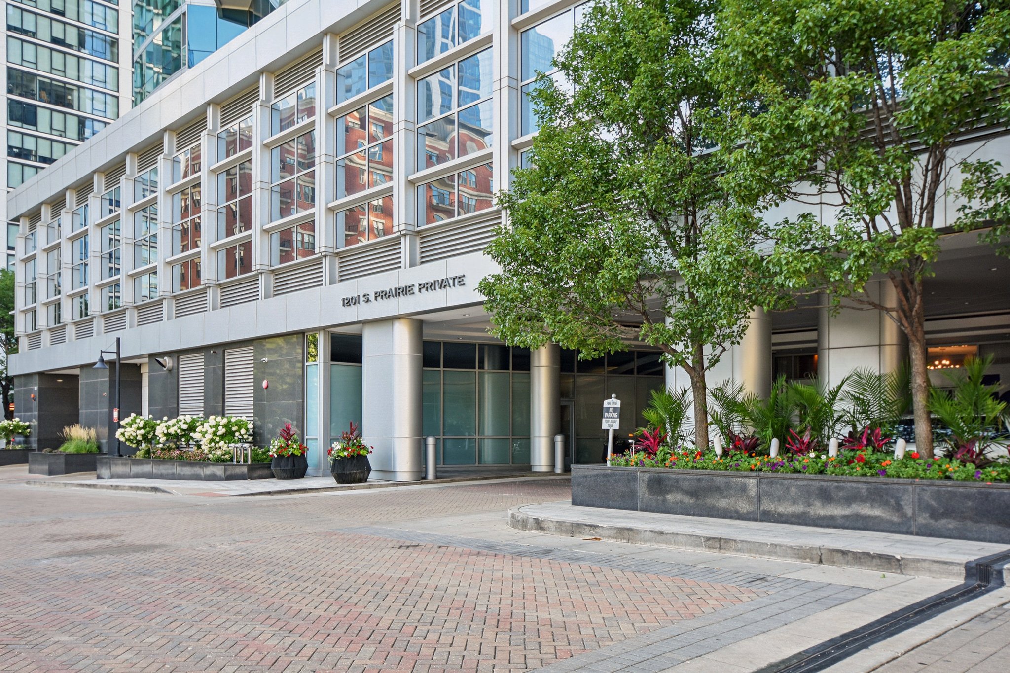 S Prairie Ave 5004-S1508-004.jpg