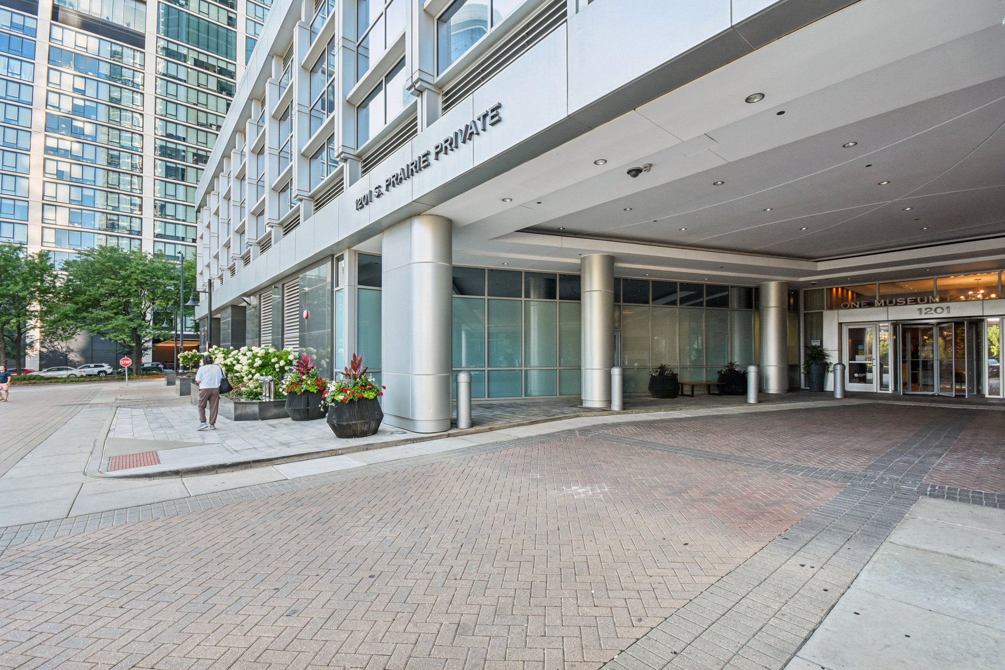 S Prairie Ave 5004-S1508-005.jpg