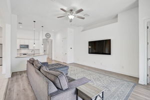 12014 Creek Preserve Dr-19