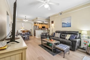 Villanova Dr 102-S1207-007.jpg